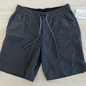 NEW Lululemon Bowline Dark Grey Stretch Ripstop Shorts Sz L